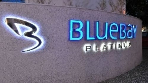 BLUE BAY PLATINUM